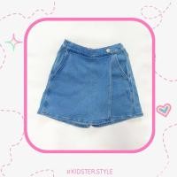 ราคา กางเกงกระโปรงยีนส์เด็กหญิง size 130 ((uniqlo มือสอง)) (24088456386)