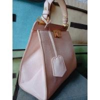 ราคา กระเป๋าแบรนด์ Charles & Keith ปั๊มแบรนด์ทุกจุด มีป้ายแท็กแบรนด์ค่ะ กระเป๋ามือสอง (6578680602)