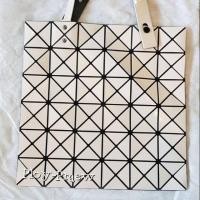 ราคา Used Bao Bao white 6x6 (1730214337)