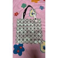 ราคา กระเป๋า BaoBao 6*6 ของแท้ (23366982659)