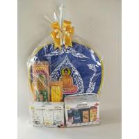 ราคา ชุดสังฆทานตาลปัตร ชุดยาเล็ก และ ชุดบุญนำพา ประกอบด้วย น้ำยาล้างบาตร น้ำยาซักไตรจีวร น้ำยาสระผม อาบน้ำ สีตาลปัตรจะคละสี (22939467140)