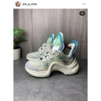 ราคา ส่งต่อ รองเท้ามือสอง หลุยส์ยีราฟ Louis Vuitton Archlight Sneakers made in italy ไซส์ 36 #ของแท้ ส่งฟรี (14751967409)