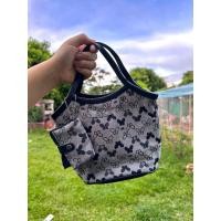 ราคา กระเป๋าญี่ปุ่น Hanae Mori ลายผีเสื้อ signature (42215495287)