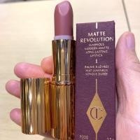 ราคา Charlotte Tilbury : Exclusive Matte Revolution Lipstick สีPillow Talk (2357762624)
