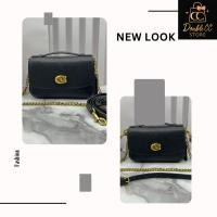 ราคา สินค้าขายดี กระเป๋าสะพายข้าง Mini Hayden Crossbody (57800185165)