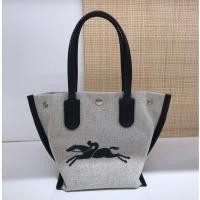 ราคา ‼️ SALE ‼️ พร้อมส่ง * Longchamp Roseau Essential Tote Bag XS สี Ecru (24543283700)