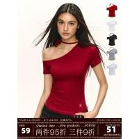 ราคา อาริซึม อเมริกันย้อนยุคสีแดงไหล่เอียงบางแขนสั้นเสื้อยืดผู้หญิงฤดูร้อนสไตล์ใหม่สาวร้อน จุดต่ําสุด สูงสุด (42718519557)