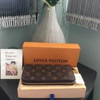 ราคา Used LV zippy (1536668613)