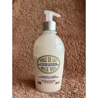 ราคา L'Occitane Amande Milk Veil 240ml (22506479332)