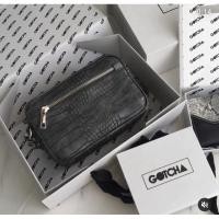 ราคา ปล่อยต่อ-งดต่อ-ส่งฟรีให้กระเป๋า gotcha มือสอง ขอคนรับสภาพได้ สายหนัง/และแถมพู่ห้อย/ถุงผ้ามีให้ครบ (7178821410)