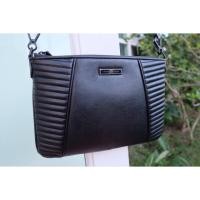 ราคา กระเป๋า Charles & Keith สีดำ (465902235)