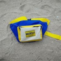 ราคา กระเป๋าคาดอก Moonset (474068062)