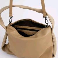 ราคา กระเป๋าสะพาย Just in. Case Bag ️ (20088663239)