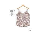ราคา มือสอง used เสื้อสาวอวบ เสื้อสายเดี่ยว คอวี ลายเสือ ใหม่ ผ้าโพลี มีซับใน อกหน้าผ้า 36 วงแขน 18 ยาว 25 นิ้ว (29425604922)