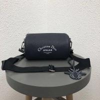 ราคา DIOR Drum Bag สีน้ำเงินเข้ม ดีไซน์คลาสสิกจาก Christian Dior (45204345085)