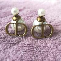 ราคา ต่างหูDior ทับหลัง​มุก​สีทองแอนทีคของใหม่ (13103211583)