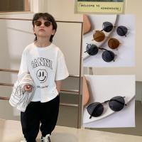 ราคา New แว่นกันแดดเด็ก ทรงแบรนด์ฮิต [พร้อมส่ง] (20573385071)