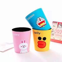 ราคา ถังขยะลายการ์ตูน ถังเก็บของ ขนาดเล็ก มี2ชั้น พร้อมตะขอแขวน ใช้ในรถ ในบ้าน วัสดุพลาสติก หุ้มหนัง กันน้ำได้ พร้อมส่ง (9745707703)