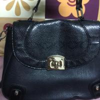 ราคา กระเป๋า Espada แท้ สวยมาก ถือก้อสวย มีสายสะพายยาว ฟรีลงทะเบียน (5139869)