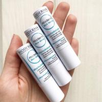 ราคา 1แถม1‼️Bioderma Atoderm Lip Stick Hydratant (4g.) ลิปบำรุงริมฝีปากสูตรอ่อนโยน (2283337036)