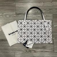 ราคา Used กระเป๋า Bao Bao Rock (16678869284)