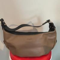 ราคา Pierre Cardin กระเป๋ามือสอง แบรนด์แท้ (7101982631)