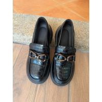 ราคา รองเท้าหนังโลฟเฟอร์สีดำมือสอง (56302717861)