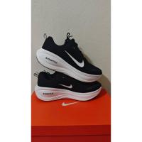 ราคา (พร้อมส่งในไทย) Nike Vomero Plus WILD 12us 30cm (หน้าเท้ากว้าง ไซส์หายาก) (27644117339)