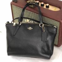 ราคา Coach ทรงพัดหนังมินิดำ (1549936015)