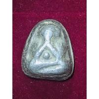 ราคา พระปิดตาหลังแบบ เนื้อชินเงิน หลวงพ่อแก้ว วัดเครือวัลย์ (12875116574)