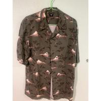 ราคา เสื้อเชิ้ตแขนสั้น Uniqlo Size M อก 43 ยาว 28 ใส่ 3 ครั้ง (28624930919)