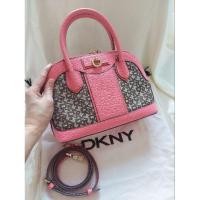 ราคา กระเป๋าสะพาย DKNY มือ 2 (24659696683)