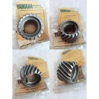 ราคา เกียร์เดิมyamaha DT100 DT100X LS3 RS100 RX100 เกียร์หลัก (41405751377)
