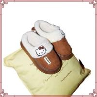 ราคา (พร้อมส่งจากไทย) Gukoo x Hello Kitty Slippers รองเท้าคิตตี้ (45954256587)