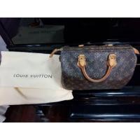 ราคา Authentic Louis Vuitton Speedy Bag - used like new (575364609)