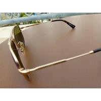 ราคา แว่นตากันแดด กันแสงสะท้อน valentino Ruby . polarized (26327576751)