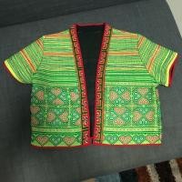ราคา ชุดเสื้อคลุมและกระโปรงผ้าม้ง#ผ้าม้ง#เสื้อคลุมม้ง#กระโปรงม้ง (2673152931)