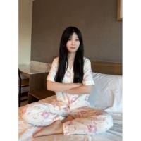 ราคา ชุดนอนฟรีไซส์ ชุดนอนคิตตี้โบว์ม่วง#2025 ผ้าไหมญี่ปุ่น (เสื้อแขนสั้นกางเกงขายาว) พร้อมส่ง (40677063560)