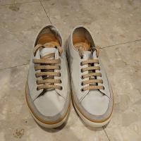ราคา ***รองเท้าผ้าใบแบบหนัง ยี่ห้อ fitflop แท้ (มือสอง)(ราคามือหนึ่ง 5,500 บาท) (22365090943)