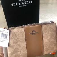 ราคา กนะเป๋าคล้องมือCoach มือ1ของแท้ (3419888451)