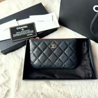 ราคา Like new ‼️ Chanel o case 6“ caviar holo28 สีดำ สภาพสวย อะไหล่ทอง หนังสวย เม็ดชัด ขอบ (26905011918)