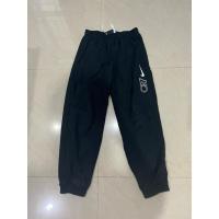 ราคา กางเกงวอม Nike มือสอง ของเด็ก 130-140 เอวก่อนยืด 22 มีตำหนิเกี่ยวที่ก้น ไม่มีผลกับการใช้งาน (57252709111)