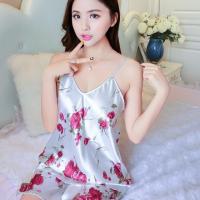 ราคา Sale !!!ชุดนอนเซ็กซี่ ผ้าซาติน เนื้อลื่นนิ่มเงา (เสื้อสายเดี่ยว+กางเกงขาสั้น) (1322665228)