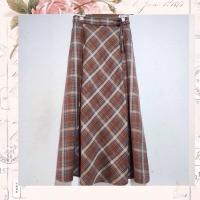 ราคา กระโปรงยาวทรงเอลายสก๊อต (27726593104)