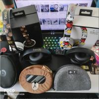 ราคา beat solo3 wireless รุ่น line friends ,mickey mouse มือ2 ใช้น้อย สภาพเหมือนใหม่ หูฟังบลูทูธ ครอบหู แฟชั่น ลิมิเต็ดหายาก (21175593632)