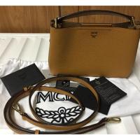 ราคา Mcm women’s sarah crossbody 2018 ของแท้ค่ะ ใช้ไป 2 ครั้ง ส่งต่อ 9,500 (1541510491)