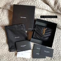 ราคา Ysl trofold wallet สีดำอะไหล่ทอง (4777942807)