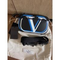 ราคา Valentino VLTN leather small crosabody bag (16173213627)