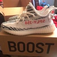 ราคา Adidas yeezy boost 350 v2 zebra // รบกวนสอบถามก่อนสั่งซื้อค่า (1687497533)