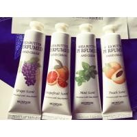 ราคา SKINFOOD SHEA BUTTER PERFUMED HAND CREAM (174423485)